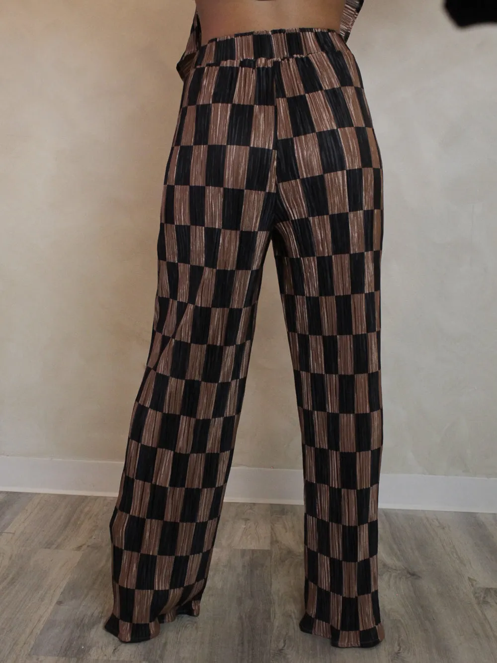 CHECKMATE PLISSE PANTS