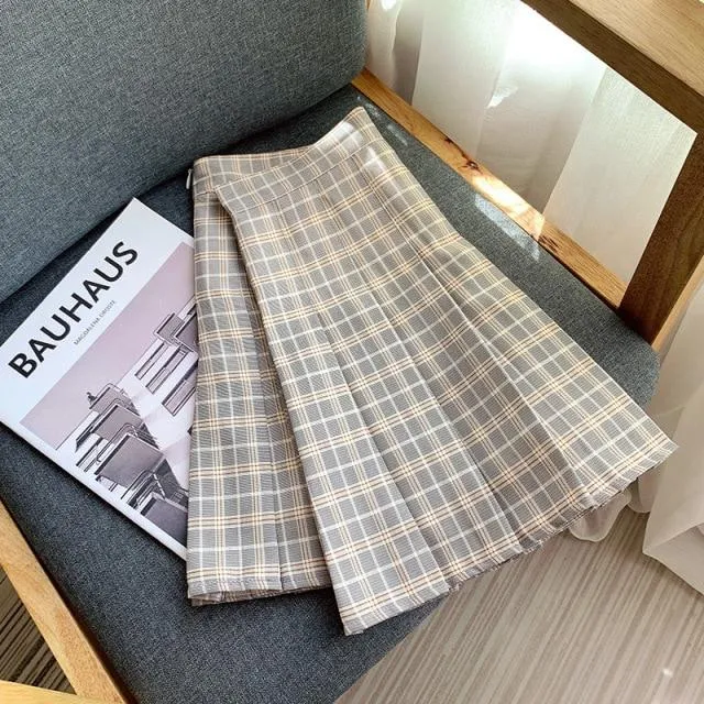 Essential High Waisted Pleated Plaid Skirts