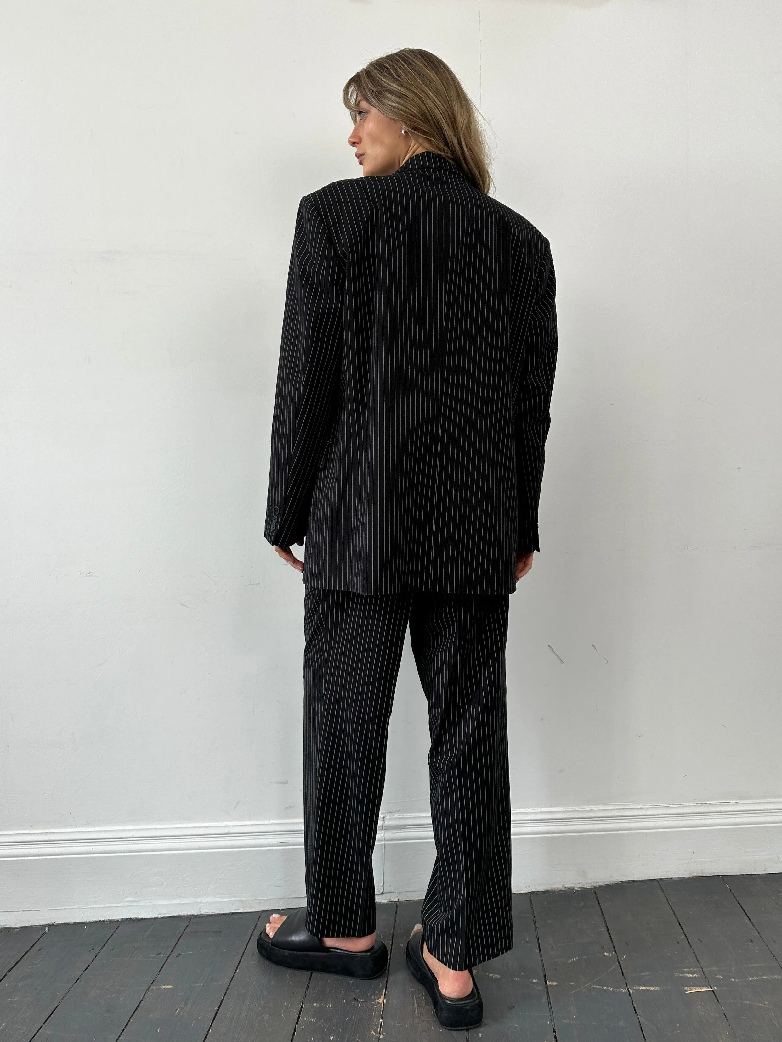 Vintage Pinstripe Single Breasted Suit - 40R/W36