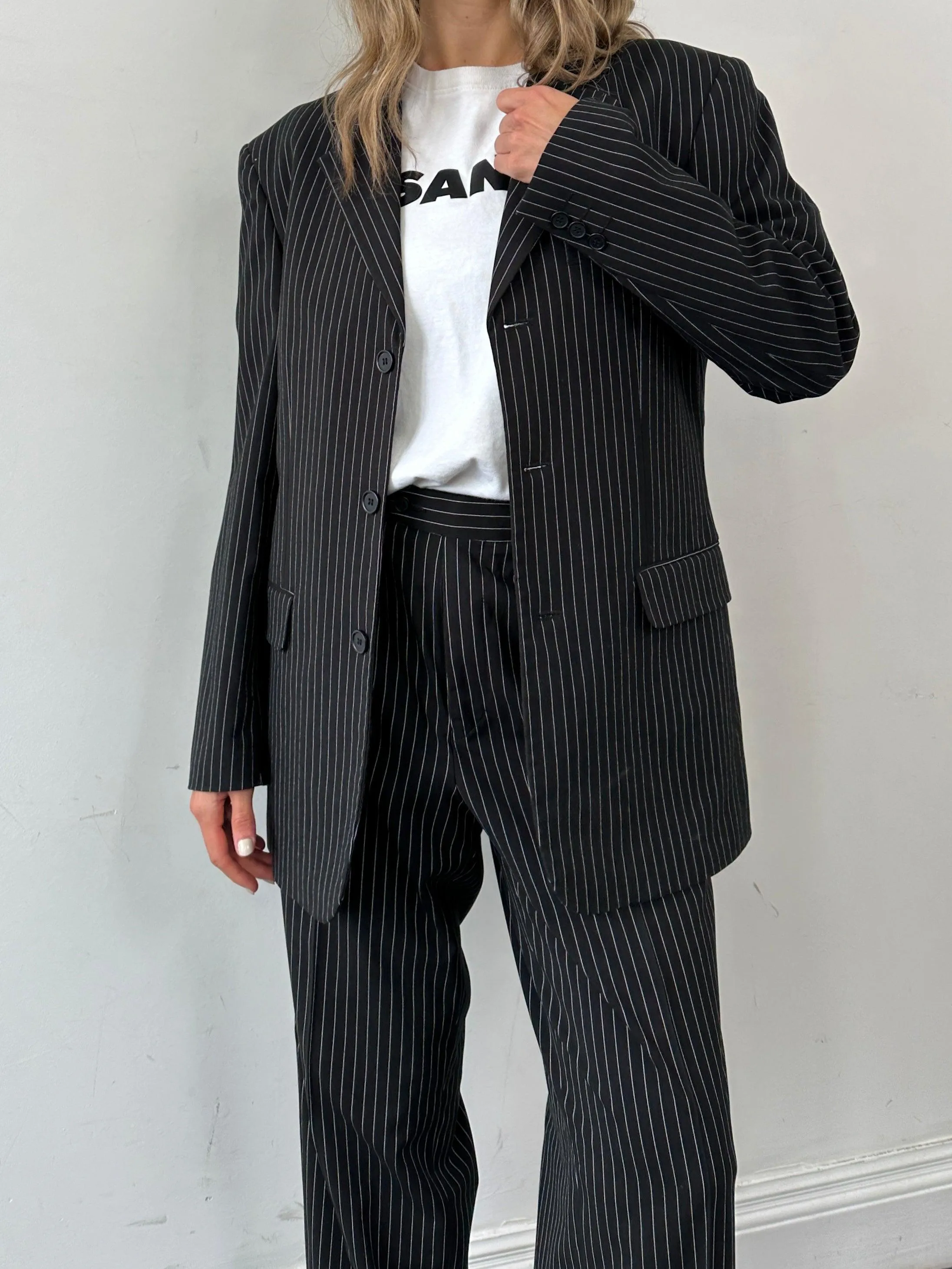 Vintage Pinstripe Single Breasted Suit - 40R/W36